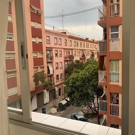 شقة Habitacion Individual فالنسيا المظهر الخارجي الصورة